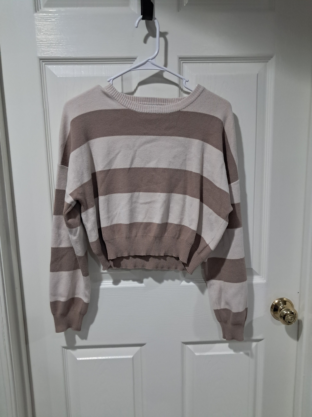 Striped Cropped Pullover Sweater in Beige and Cream